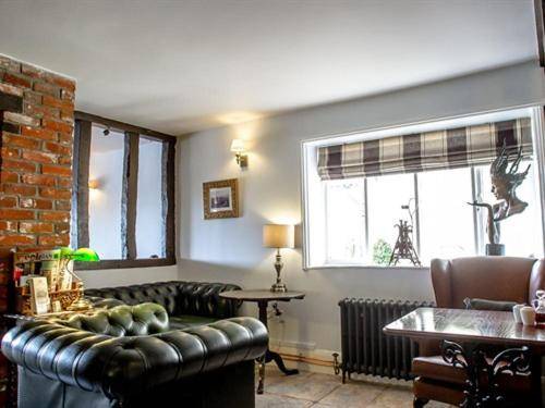 The White Horse Hotel