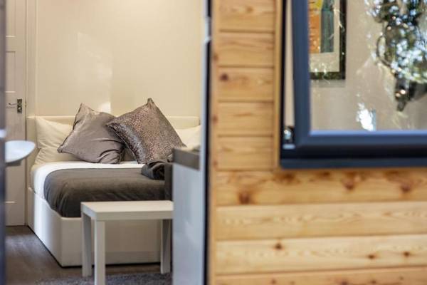 GlamNess Contactless Shipping Containers Adults Only