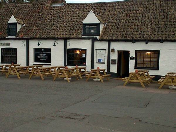 Three Horseshoes Inn