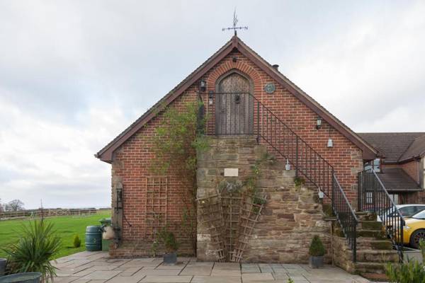 Lyde Cross Coach House