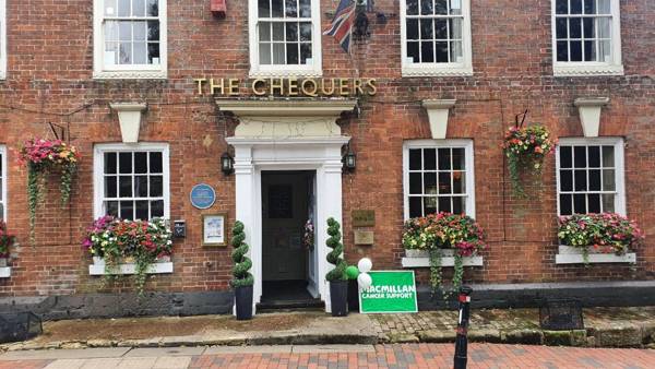 Chequers Inn by Greene King Inns
