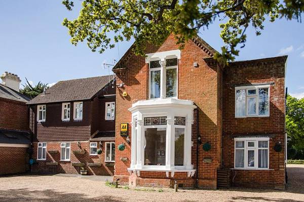 The Jingles B&B Hotel