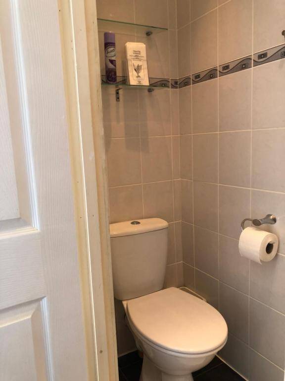 Spindrift Guest House - Adults Only