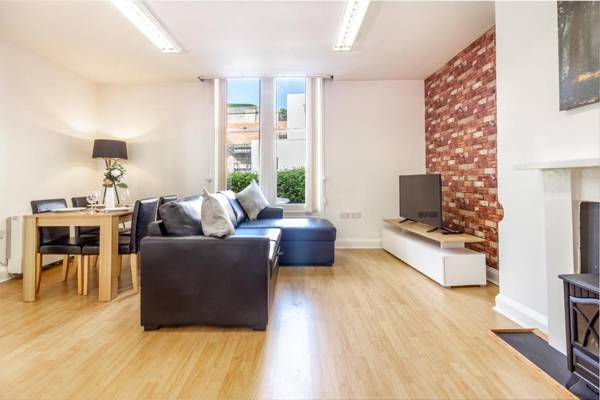 Club Chambers Malvern - Guest Homes