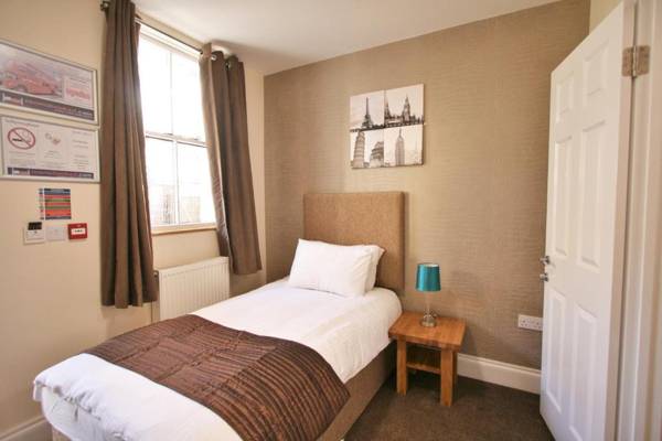 New County Hotel by RoomsBooked