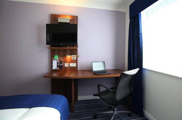 Workspace - Holiday Inn Express Glenrothes an IHG Hotel