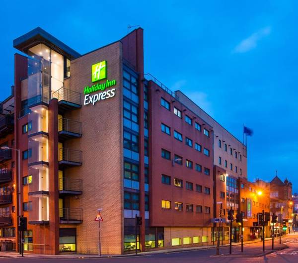 Holiday Inn Express - Glasgow - City Ctr Riverside an IHG Hotel