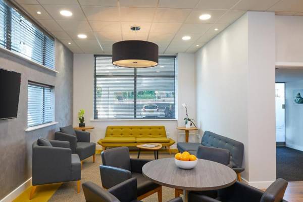 SACO Aparthotel Farnborough