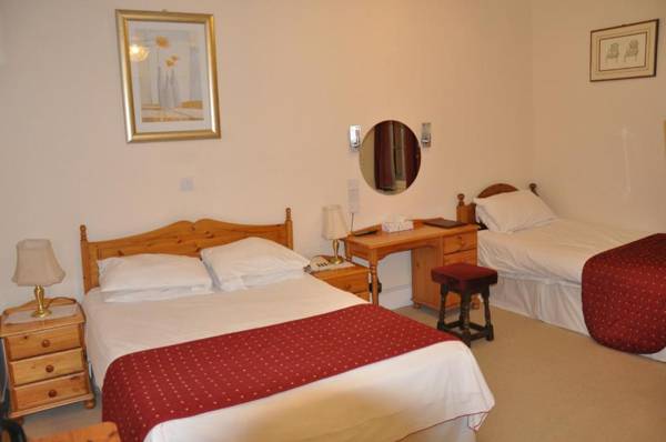 The Roundabout Hotel