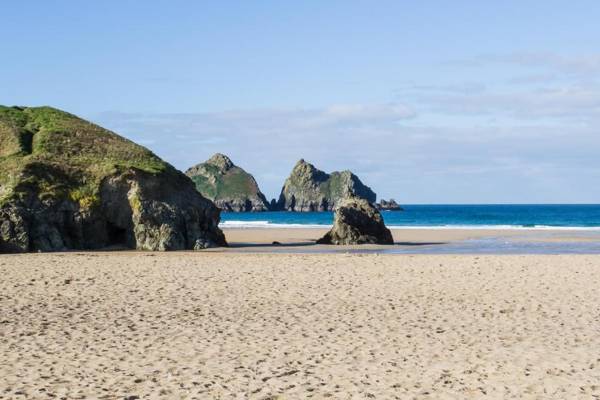 Holywell Bay B & B