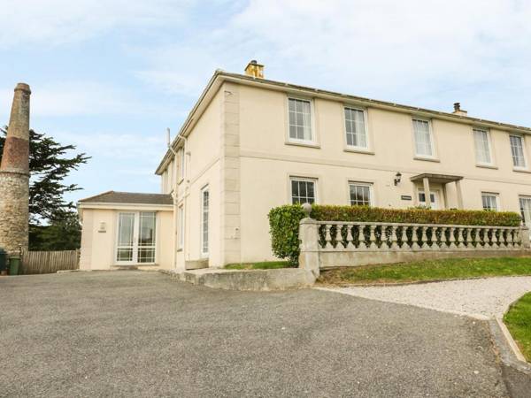 Apartment 1 Trearren