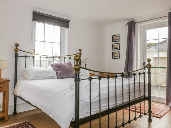 Apartment 1 Trearren