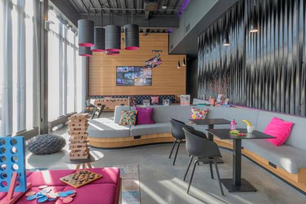 Moxy Aberdeen Airport