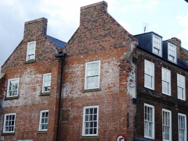 Durham Moonlight Apartment