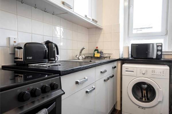 ☆Spacious Flat Close to University and City Centre