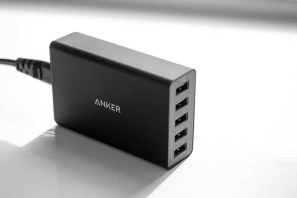 New Superhost Listing: Bright flat nr. University