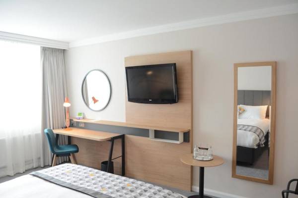 Holiday Inn London - Gatwick Airport an IHG Hotel