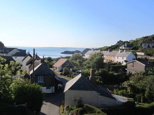 4 Coastguards Cottage Kingsbridge
