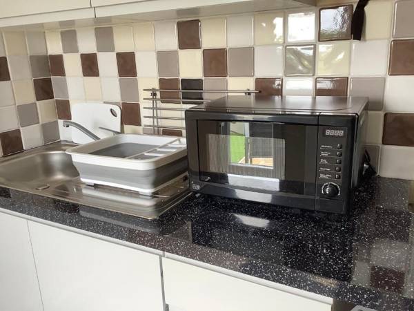 Garden View a cosy glamping style cabin for two