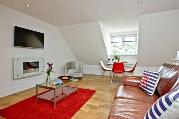 19 At The Beach Torcross