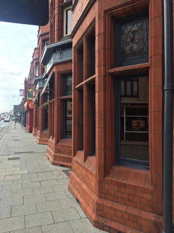 The Royal Hotel Crewe A BRILLIANT Collection Powered by OYO