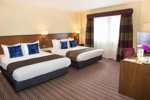 Crowne Plaza London - Gatwick Airport an IHG Hotel