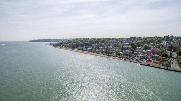 Seafront Quay West Apartments