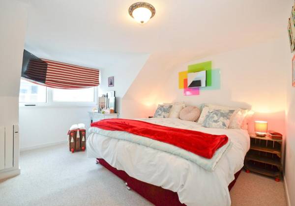 36A Cowes High Street