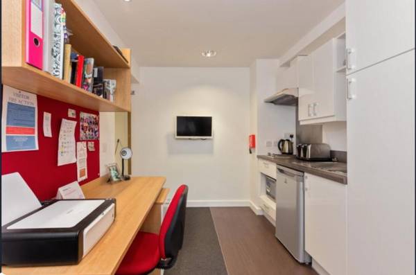 Workspace - Comfortable Rooms & Studios COVENTRY - SK