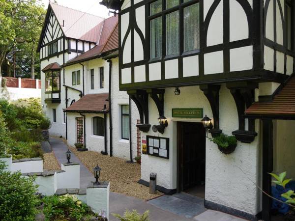 Craig-y-Dderwen Riverside Hotel