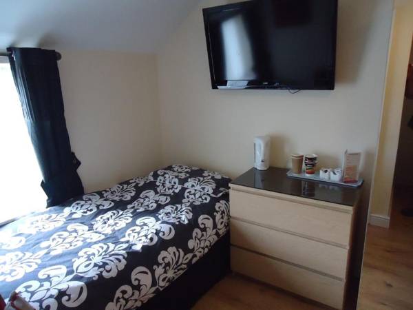 The Golden Lion Hotel