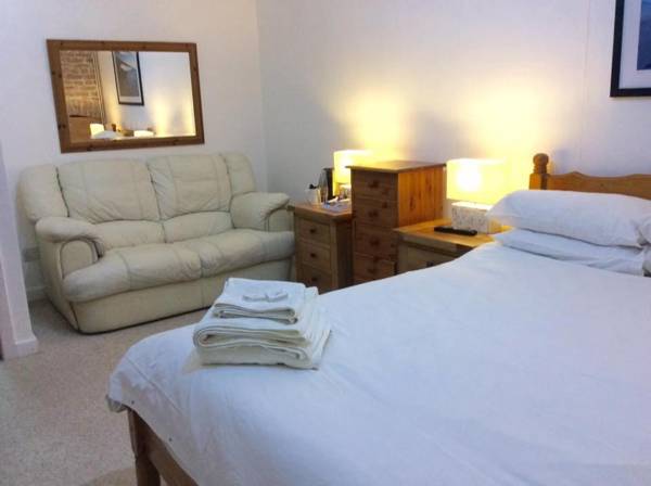 Cavell House Bed and Breakfast