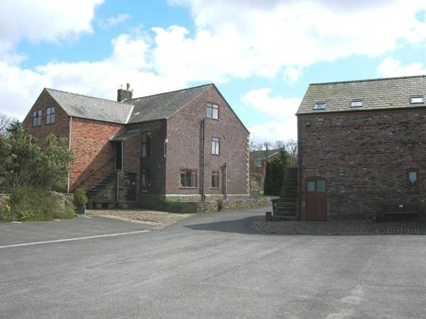 Parr Hall Farm