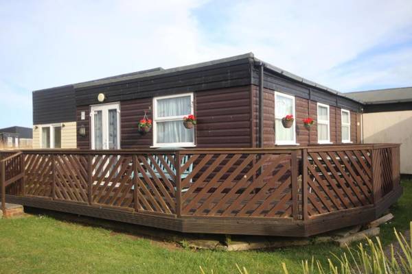 37E Medmerry Park 2 Bedroom Chalet