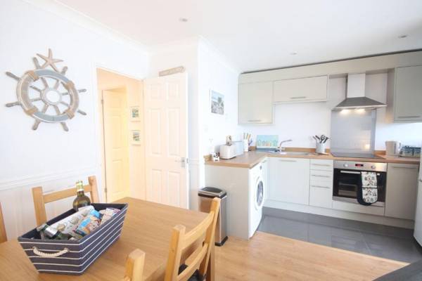 43B Medmerry Park 2 Bedroom Chalet