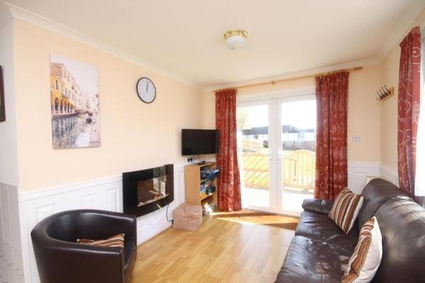 7A Medmerry Park 2 Bedroom Chalet