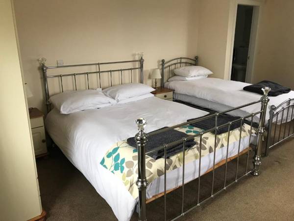 The Glan Yr Afon Inn