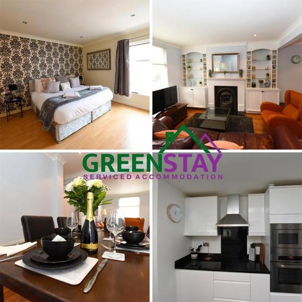 "Honeysuckle House Chester" by Greenstay Serviced Accommodation - Stunning 3 Bed House Which Sleeps 6 City Centre Location with Netflix & Wi-Fi Close To City Walls Shops & Restaurants