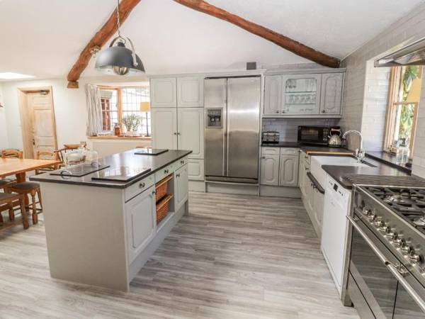 Mickle Trafford Manor