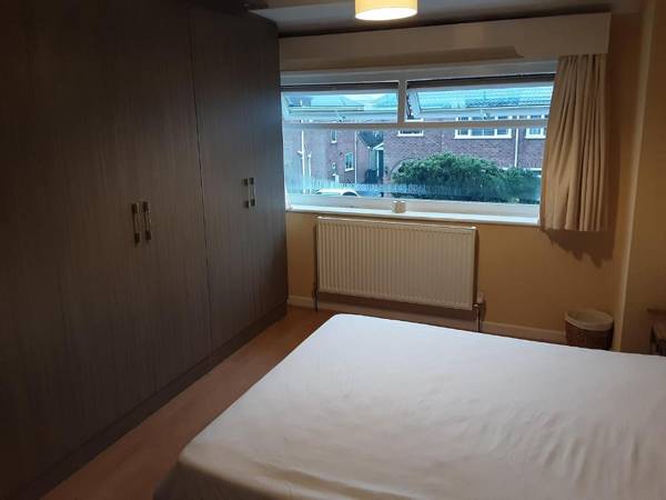 Award Winning Village Christleton Cosy 3-Bed House