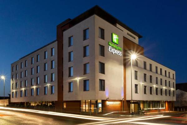 Holiday Inn Express Cheltenham Town Centre an IHG Hotel