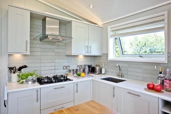 Perry Lodge Strawberryfield Park