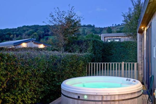 Whileaway Lodge Strawberryfield Park