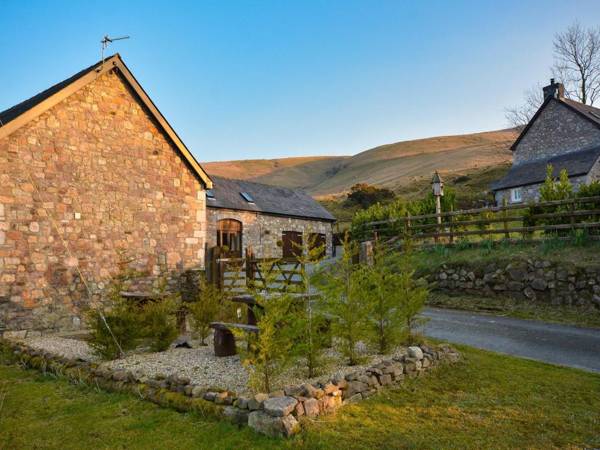 Rhiwddu Barns - Brecon Beacons National Park