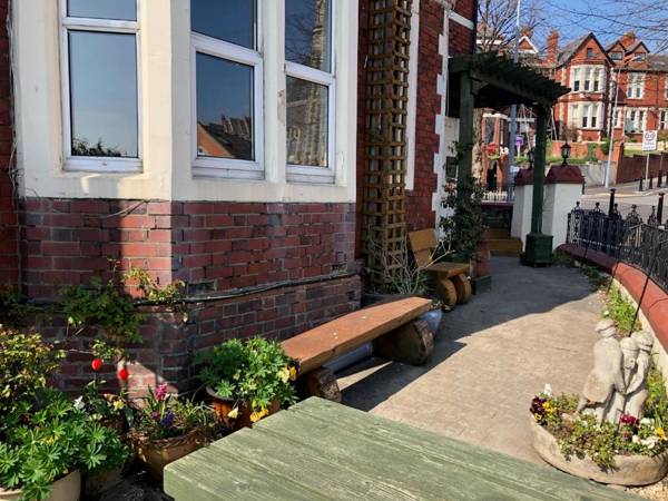 Aberthaw House Hotel