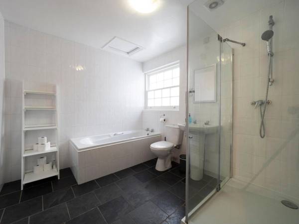 New Street - Stylish family home in St Dunstans with parking