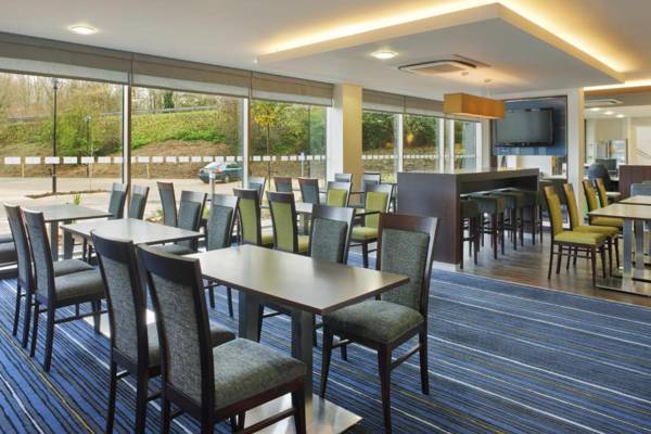 Holiday Inn Express Cambridge Duxford M11 Jct 10 an IHG Hotel