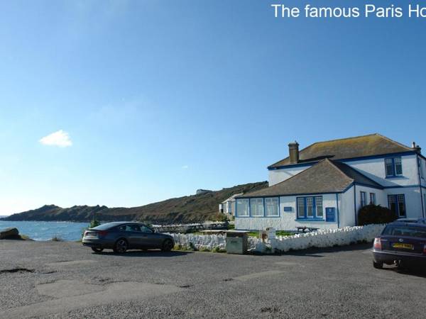 April Cottage Coverack