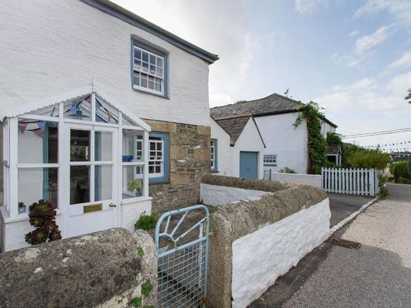 2 Trerise Cottage Helston