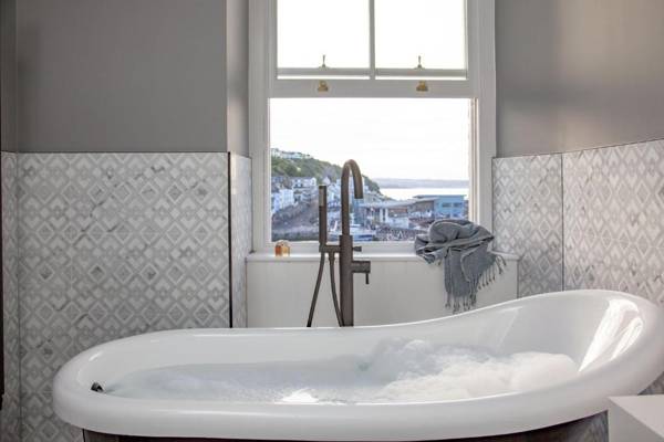 Leader Maritime Suites Brixham